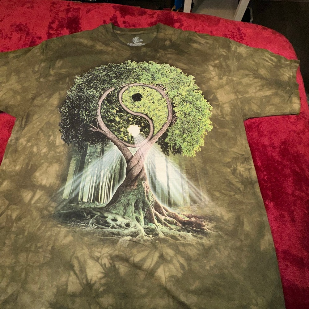 The Mountain Tree of Life Yin Yang Graphic T-Shirt Mens 2XL Green Tie Dye Cotton